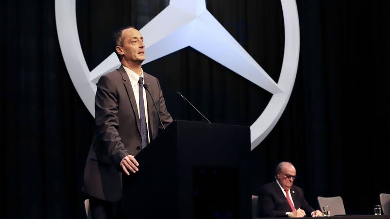 Raúl Barcesat, CEO de Mercedes-Benz Camiones y Buses de Argentina.