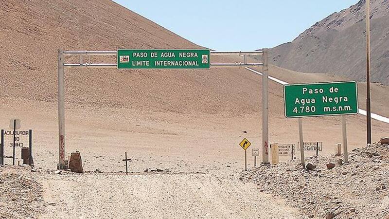 Ambos países buscan modernizar el actual Paso de Agua Negra