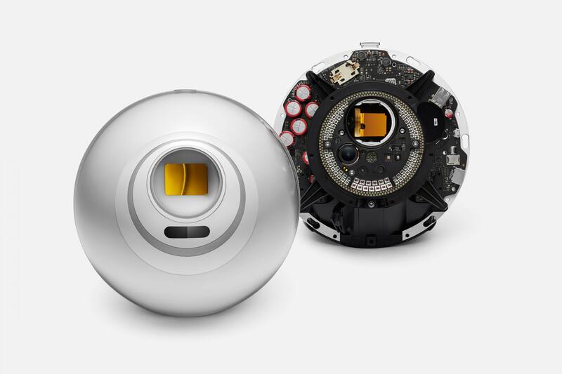 Orb, el dispositivo con el que escanean las retinas de los usuarios. Fuente: WorldCoin