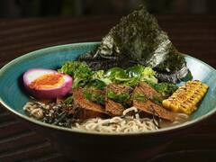 Fabric Sushi presenta su universo más allá del sushi