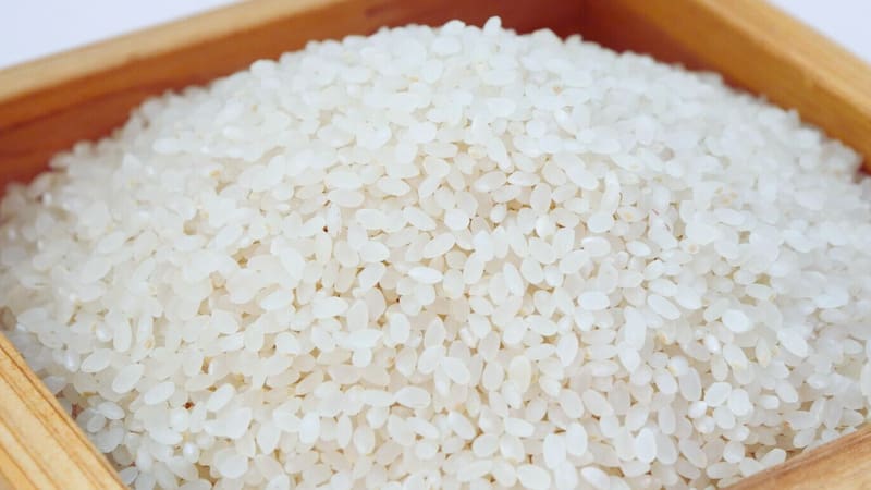 Si te gusta comer arroz, lo mejor es prepararlo el día anterior y guardarlo en la nevera, según una nutricionista.