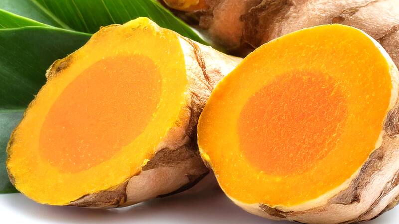 La especia medicinal que alivia el dolor de rodilla, produce colágeno para los huesos y desinflama las articulaciones afectadas por la edad.