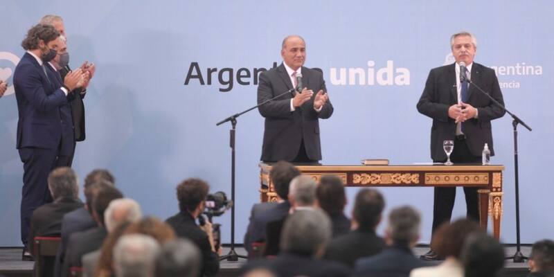 Alberto Fernández, en la jura de los nuevos ministros