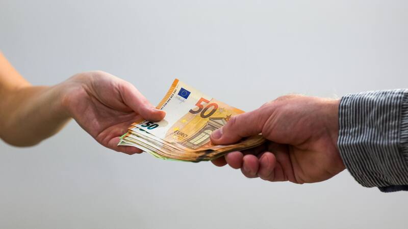 El subsidio se concede a quienes tienen cotizados al menos 90 días en los últimos seis meses.