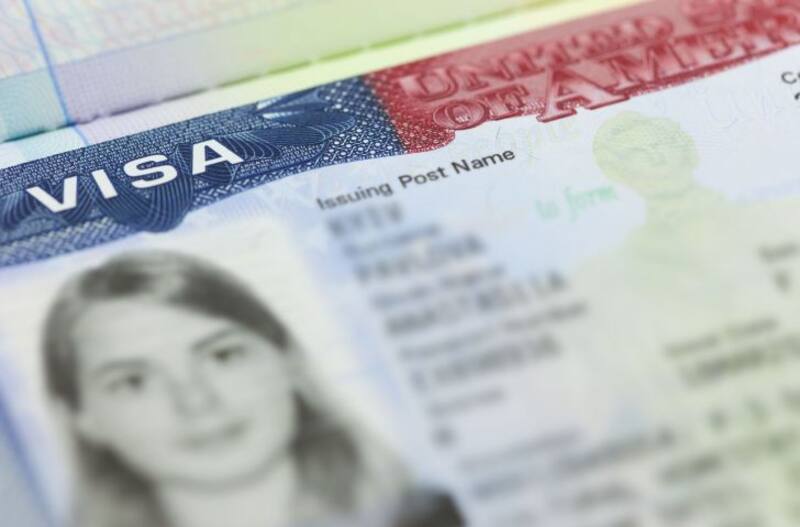 Nuevas trabas para entrar a Estados Unidos: estas personas ya no podrán obtener su visa americana.