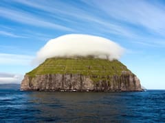 Cuál es la isla que tiene su propia nube y dónde está