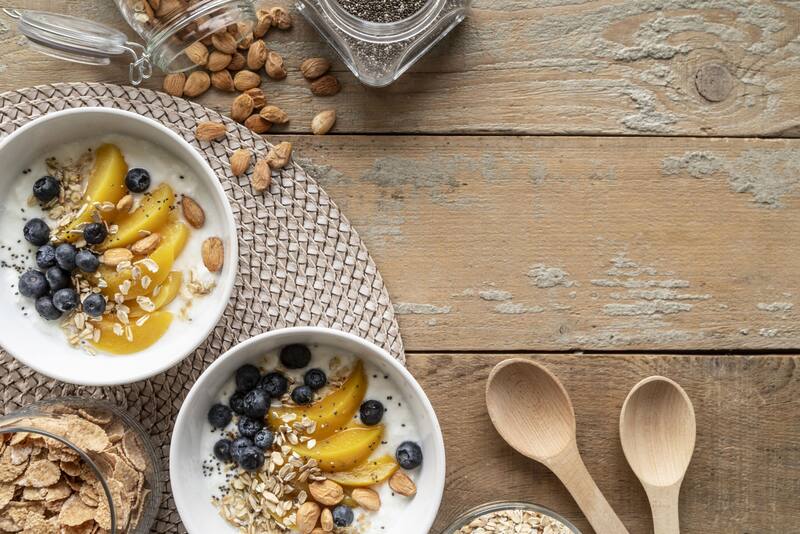 Las semillas de lino son el complemento ideal para aportar nutrientes a tus desayunos. (Foto: Freepik)