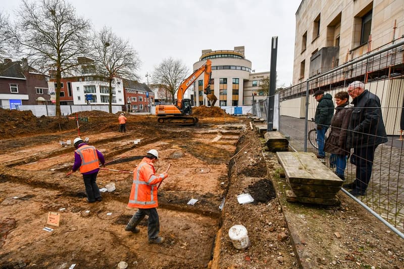Actualmente, los equipos de expertos analizan el ADN de las piezas encontradas. Foto: Archivo El Cronista de México.