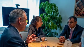 El datacenter y los cables submarinos: lo que conversó Orsi con Google