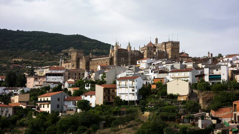 Escapadas: la arquitectura del lugar se representa en varios monumentos de gran valor histórico.