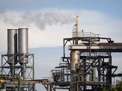 El crudo avanza por tensiones en Irán