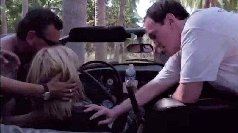 La secuencia en la que la actriz Uma Thurman sufrió un accidente de automóvil que le aplastó las rodillas,