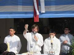 Polémica entre el padre Pepe y la Sedronar por la despenalización del consumo de drogas