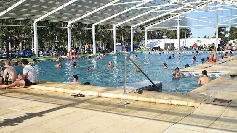 Escapadas: el parque acuático que une el relax de las termas con la diversión para toda la familia