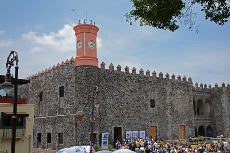 Palacio Hernán Cortés. Fuente: Universidad de Cuernavaca.