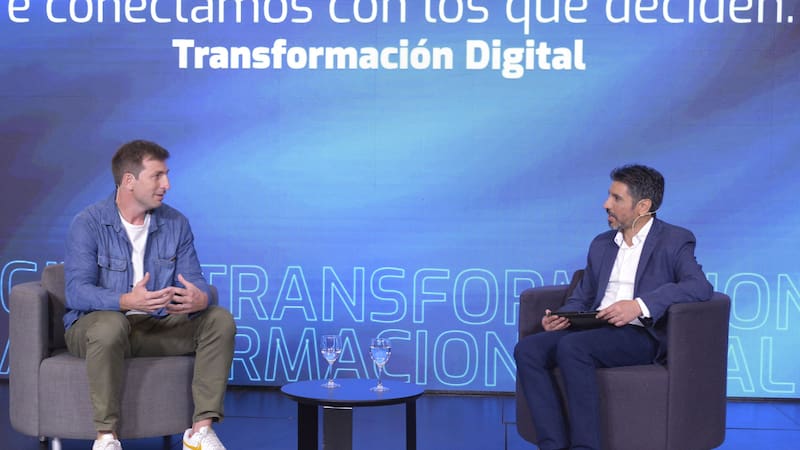 Santiago Piccaluga, director de Plataformas Digitales B2B de Quilmes, junto a Adrián Mansilla