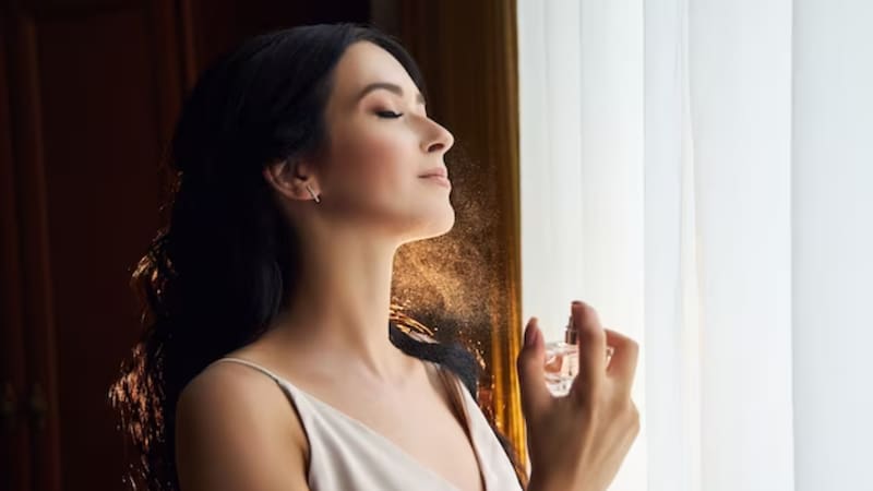 Mercadona tiene muchos perfumes de su colección para regalar en San Valentín.