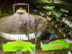 Por la pandemia, un circo centenario montó un foodtruck y apuesta al delivery