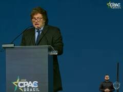 Sin nombrarlo, Milei criticó duramente a Lula y también al kirchnerismo en la cumbre de la CPAC en Brasil