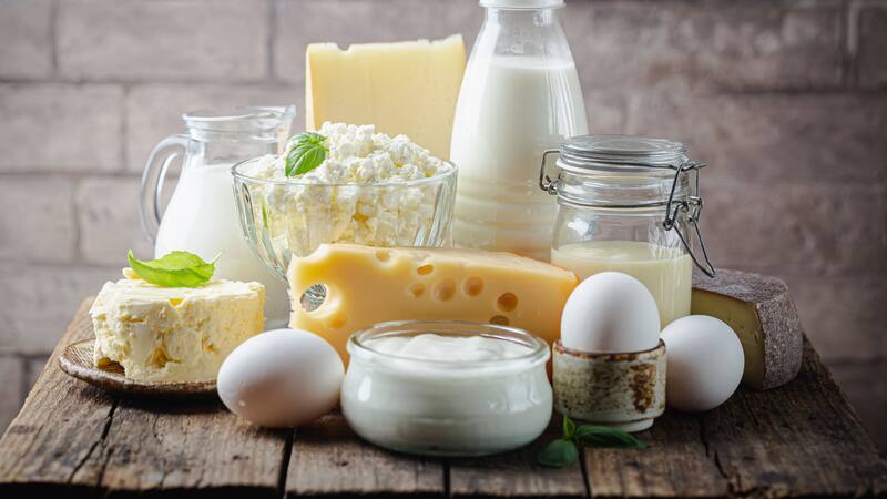 Investigadores examinaron la posible correlación entre el consumo de lácteos y la calidad del sueño.