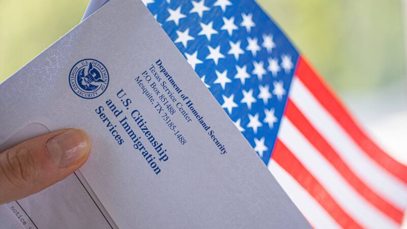 Descubrí las razones de porque estos 2 países son los mejores para emigrar, si sos profesional.