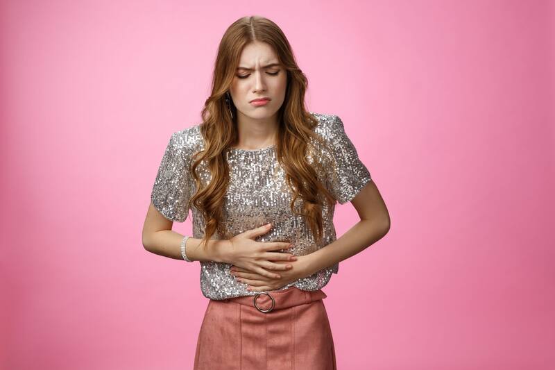 Los síntomas iniciales causados por la bacteria son náuseas, vómitos y diarrea. (Fuente: Shutterstock)