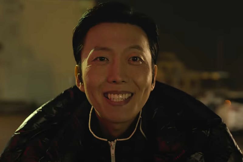 La serie aborda cuestiones relacionadas con secretos familiares, herencias inesperadas y las consecuencias psicológicas de enfrentarse a un pasado oculto.