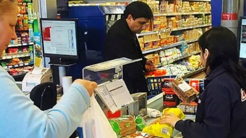 Cómo cerró el gremio de empleados de comercio con la revisión de octubre. (Foto: archivo).