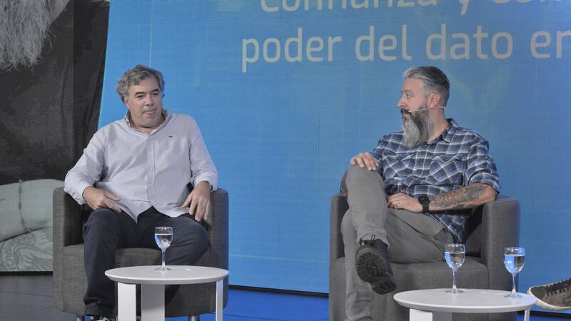 Mario Cuniberti (Oracle) y Alexis Superi (Frávega)