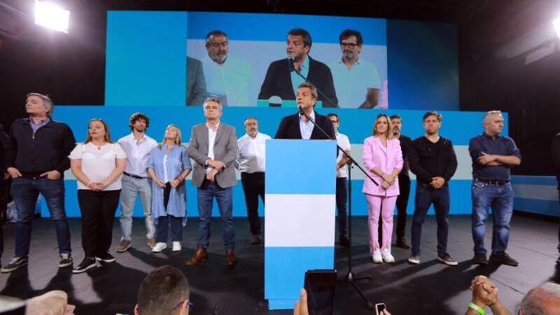 Sergio Massa asumió temprano la derrota en el búnker electoral