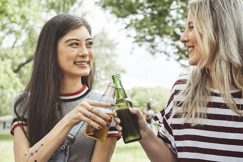 Expertos advierten sobre las consecuencias sociales de este cambio cultural, que podría alterar las estructuras familiares tradicionales.