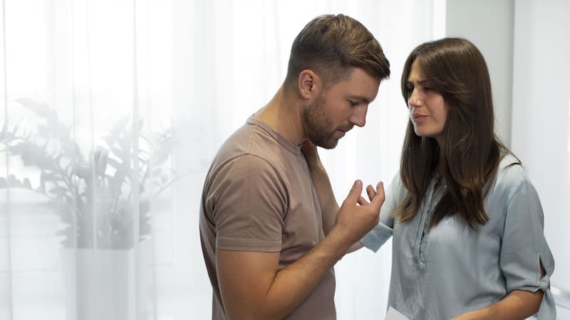 La reacción de cada signo ante una infidelidad puede variar dependiendo de su nivel de madurez emocional y de cómo valoran la relación en cuestión.