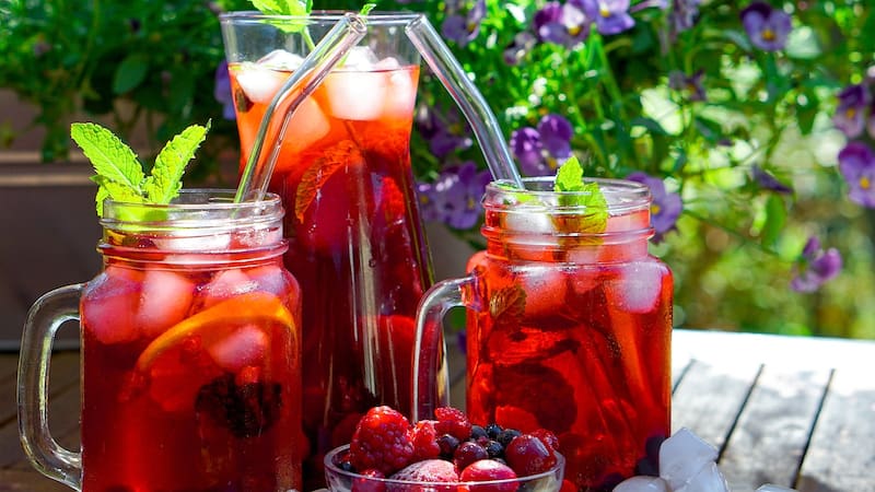 Este refresco tiene cero azúcar, no contiene calorías y es ideal para el verano.