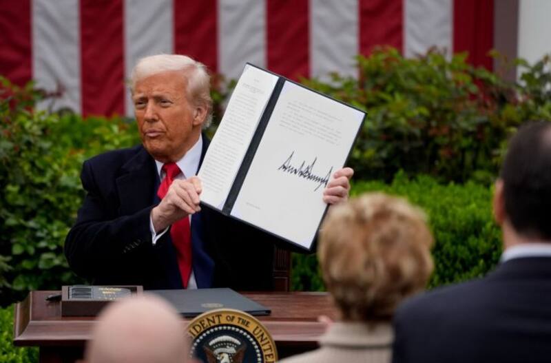 Donald Trump no da el brazo a torcer con los aranceles a China y ya hay graves consecuencias económicas en el mundo. Fuente: Archivo.