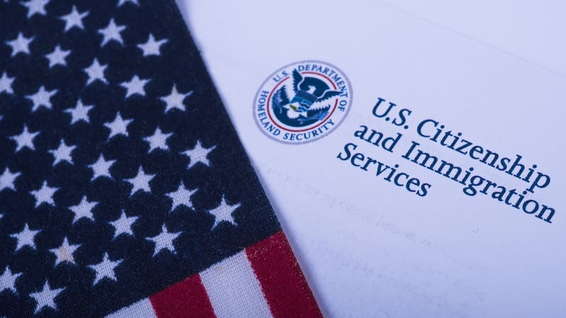 El Servicio de Ciudadanía e Inmigración de Estados Unidos (USCIS) implementó una nueva política que endurece la evaluación de los solicitantes de ciudadanía estadounidense. Imagen: archivo.
