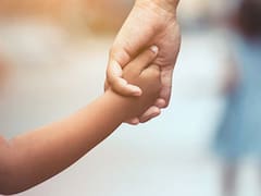 Diputadas presentan proyecto de ley para agilizar las adopciones