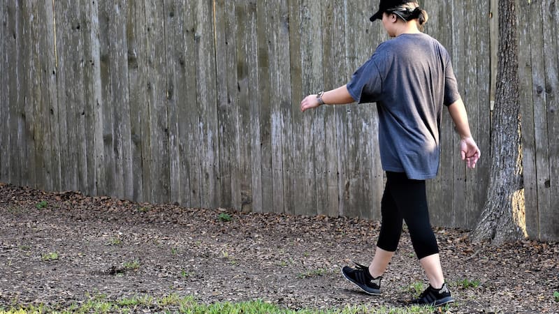 Los 5 hábitos que recomiendan los expertos para caminar más y mejor
