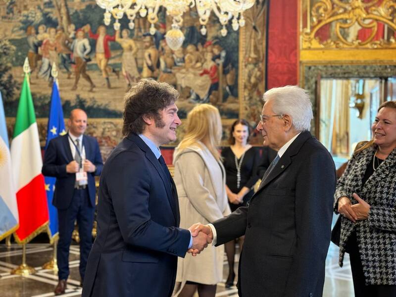 Tras su audiencia privada con el papa Francisco, Javier Milei dejó el Vaticano y volvió a Italia para reunirse con sus mayores figuras políticas.