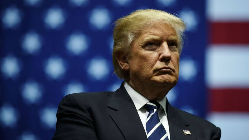 "Nuestro objetivo es la paz, estabilidad y prosperidad para la región, pero Estados Unidos siempre se defenderá", alertó Trump.