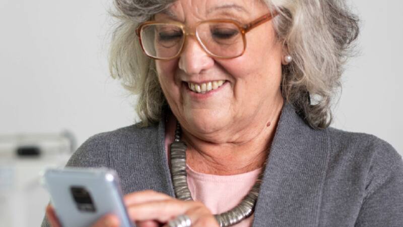 PAMI ofrece descuentos en tecnología y computadoras.