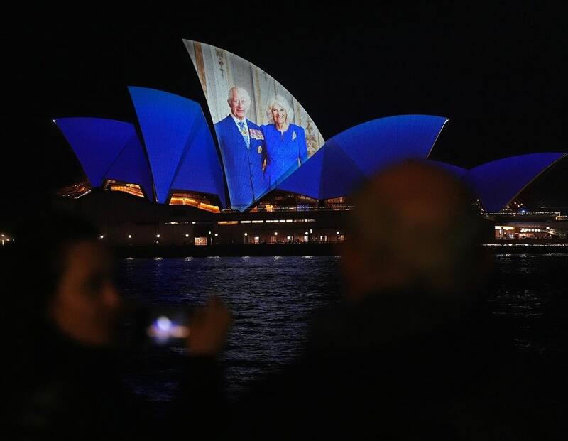 Los reyes de UK en Australia. Fuente: EFE.