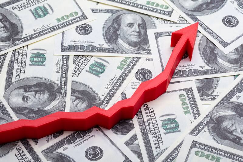 El Banco Central busca dejar atrás el atraso cambiario con una devaluación progresiva del tipo de cambio oficial.