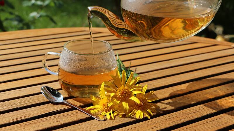 Las 4 infusiones naturales y diuréticas para evitar la retención de líquidos y deshincharse: son fáciles de hacer