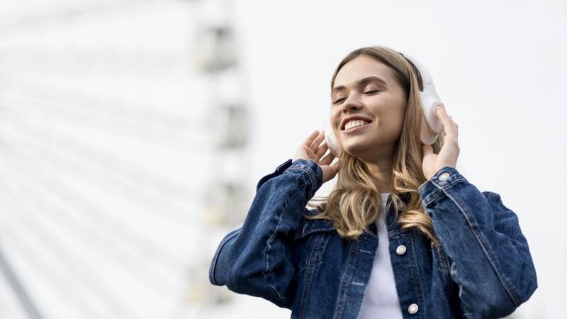 ¿Te imaginás poder cargar tus dispositivos electrónicos sin cables ni cargadores?