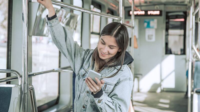 El sistema de transporte contará con 15 estaciones, beneficiando a más de tres millones de personas en su primer año de operación.