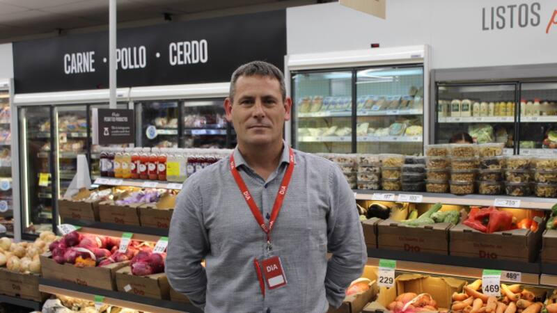 <div class="migrated-promo-image__description"><div class="migrated-promo-image__source">Fuente: Norberto Expósito, franquiciado de la cadena de supermercados DIA. Foto: DIA</div></div>