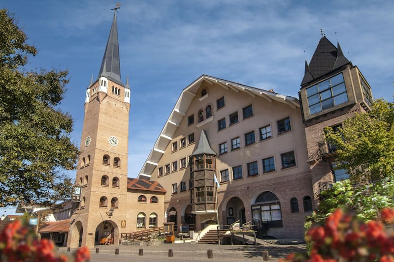 El Gobierno puede fijar hasta tres días feriados o no laborables destinados a promover la actividad turística