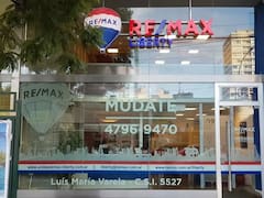 Remax se defiende ante el Ministerio de Trabajo por denuncia de fraude laboral