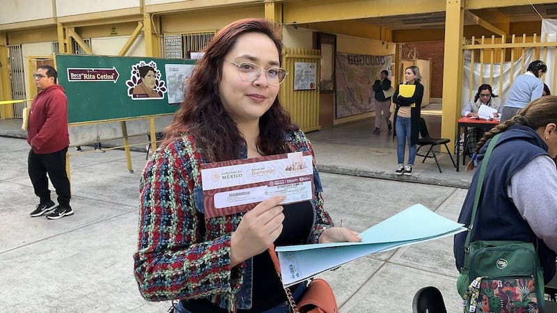 Beca Rita Cetina. La entrega de tarjetas se extenderá hasta el 31 de marzo.