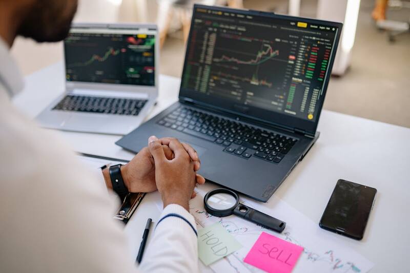 La cotización de las acciones más destacadas en el IBEX en España (foto: Pexels).